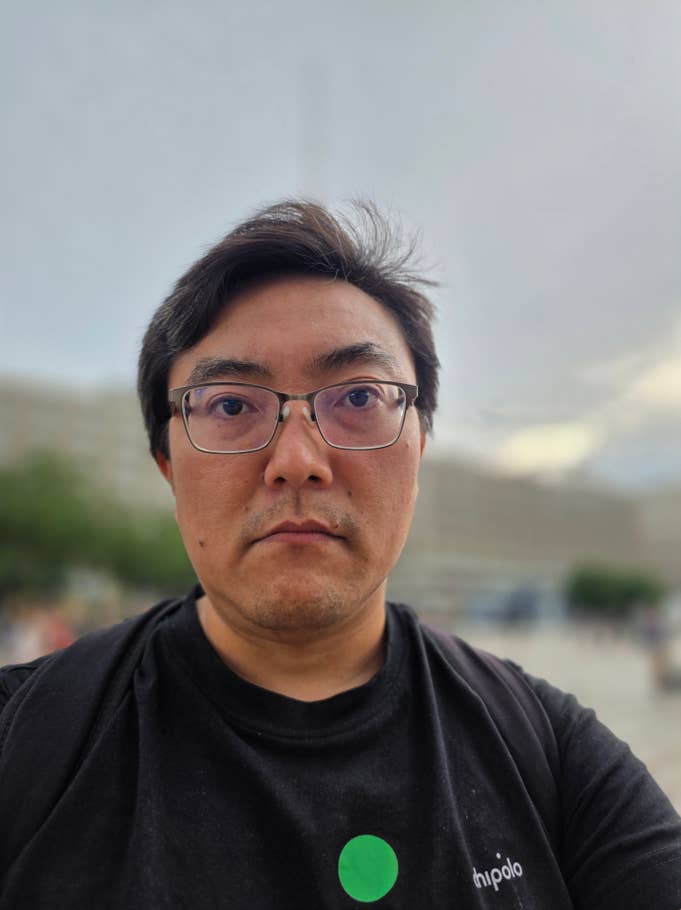 Samsung Galaxy Z fold 7: Selfie mit der Hauptkamera