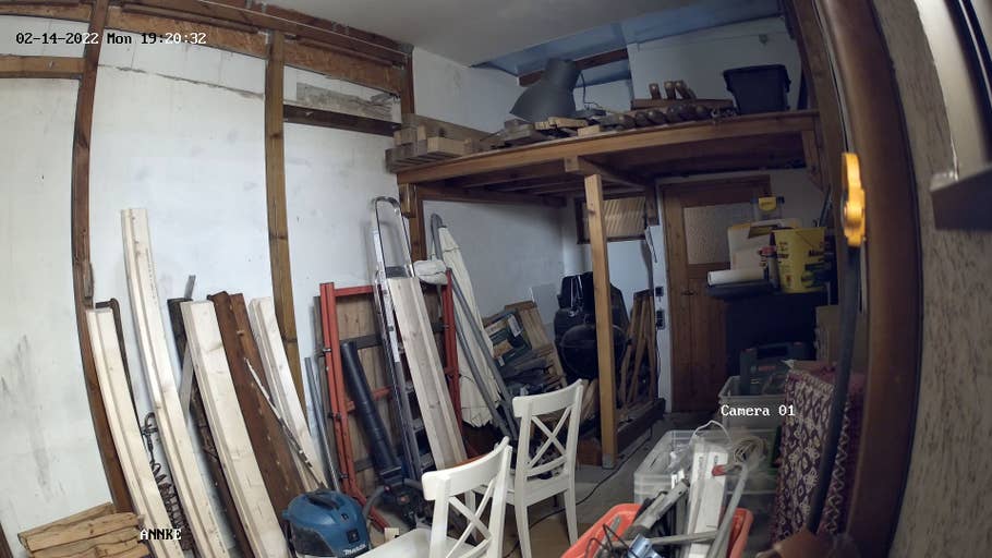 iPhone 13 Pro vs Annke NC800 im Vergleich