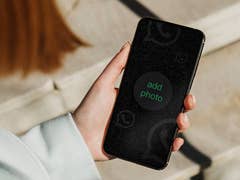 Bild vom Smartphone in der Hand