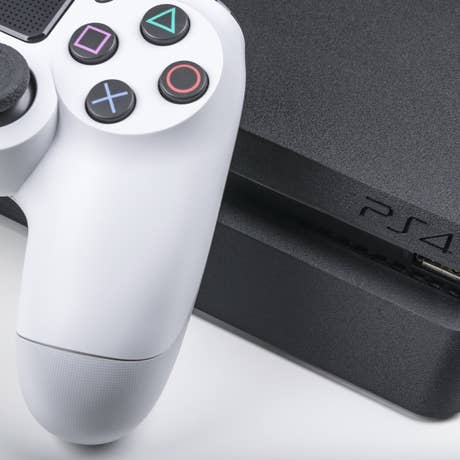 Foto: Spielekonsole Sony PlayStation 4 (500 GB)