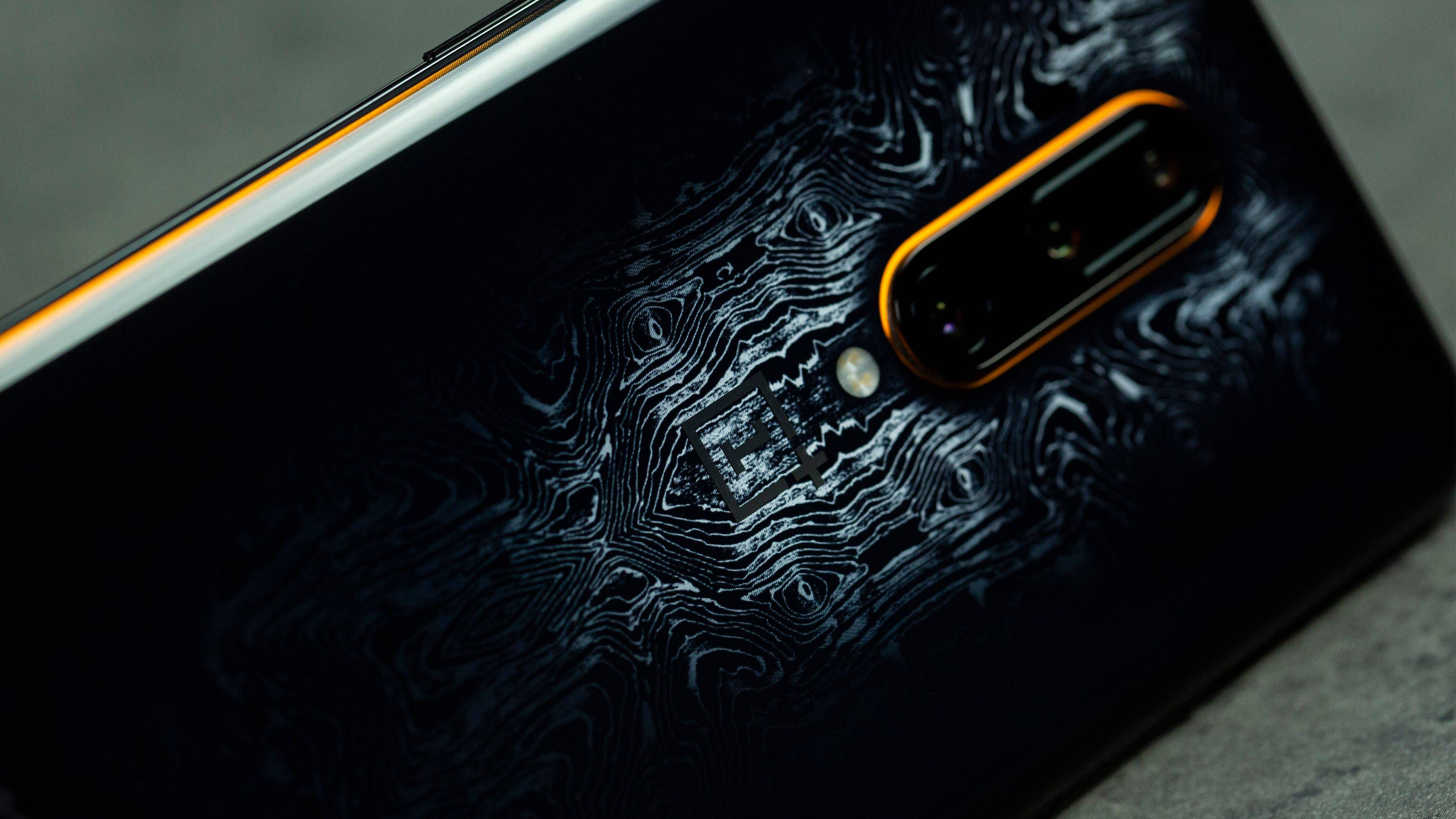 AndroidPIT OnePlus 7T Pro McLaren Edition Back 2