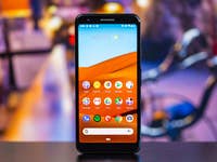 AndroidPIT-google-pixel-3a-front.jpg