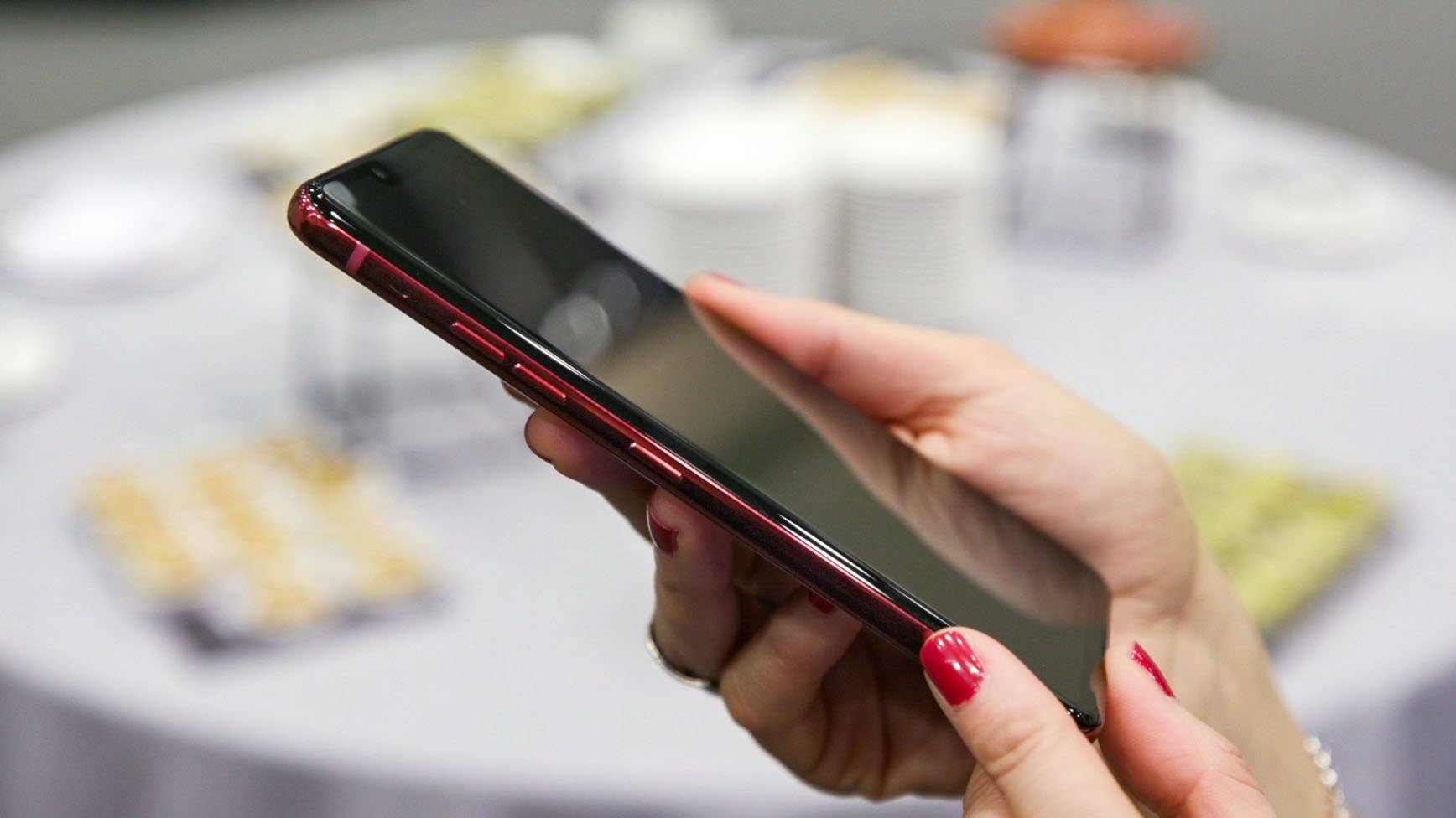 AndroidPIT lg g8 side 43ar