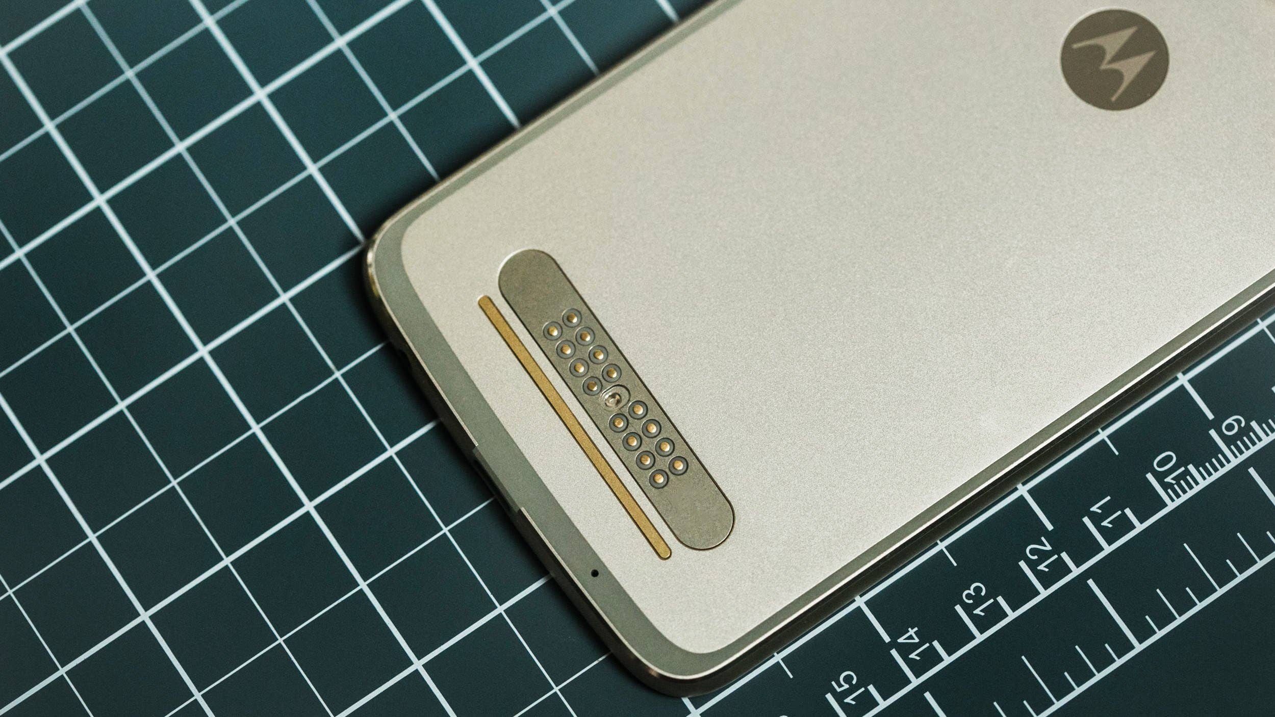 AndroidPIT moto z2 play 6250