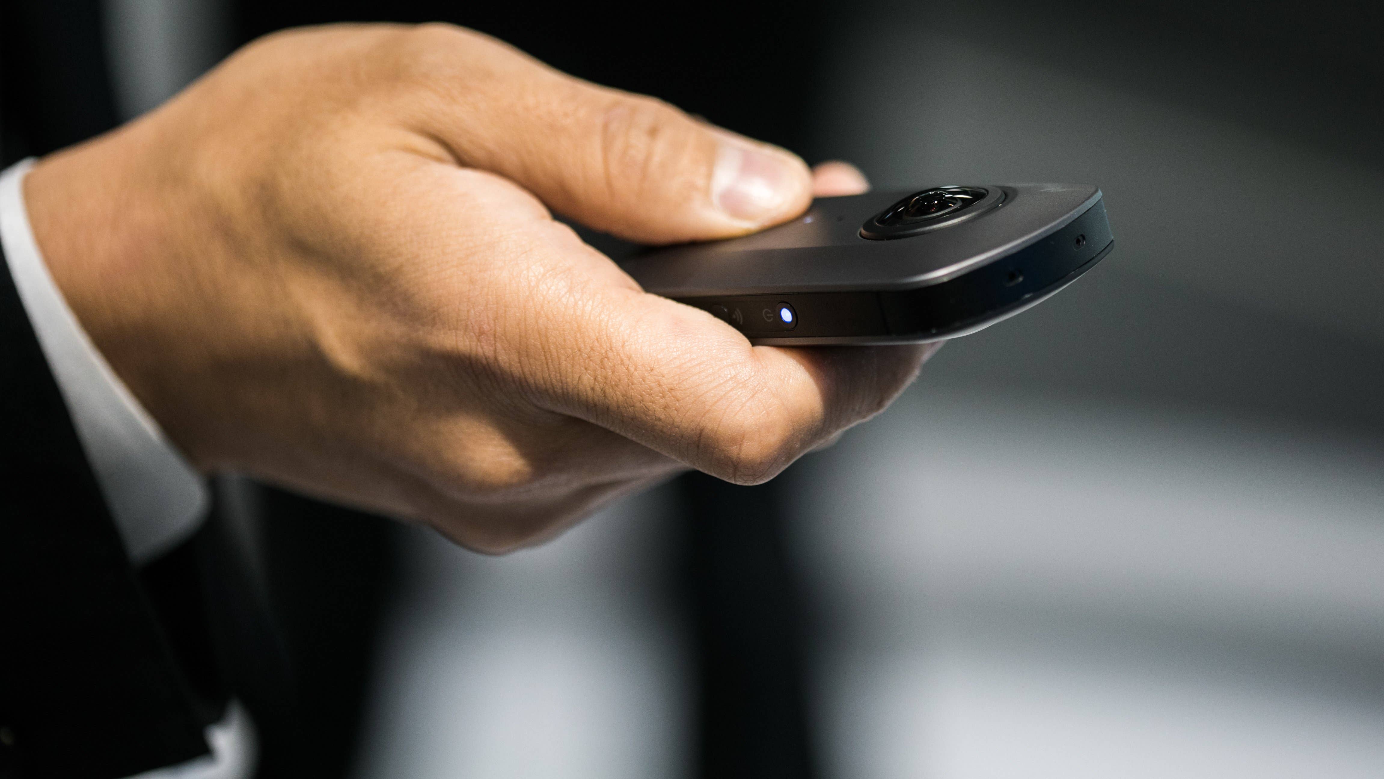 AndroidPIT ricoh theta v 9343