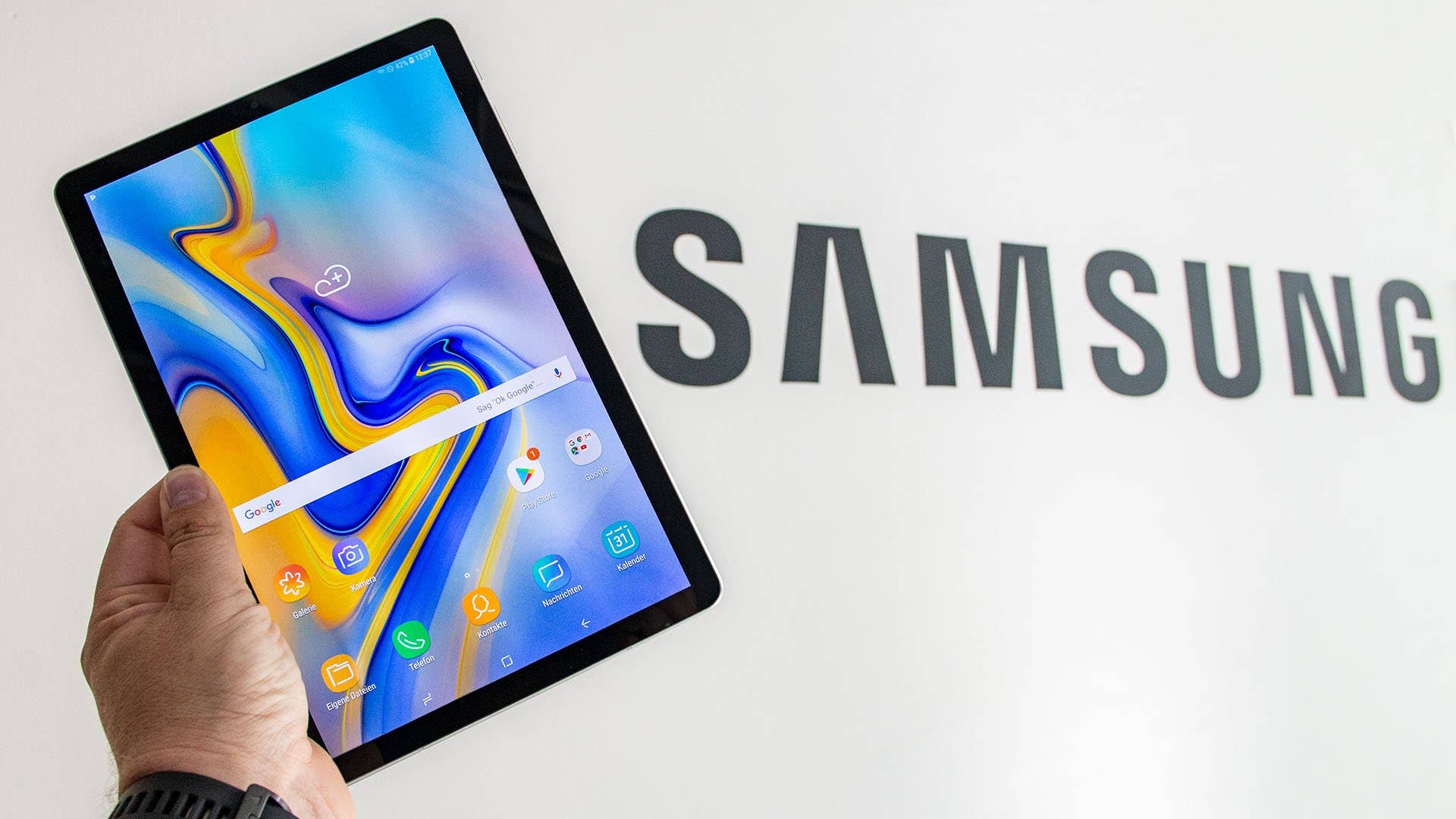 AndroidPIT samsung galaxy tab s4 hand