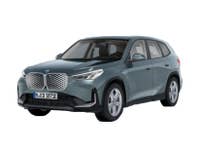 BMW_iX1 xDrive30_seitlich vorn_grün