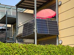 Balkonkraftwerk an Balkon