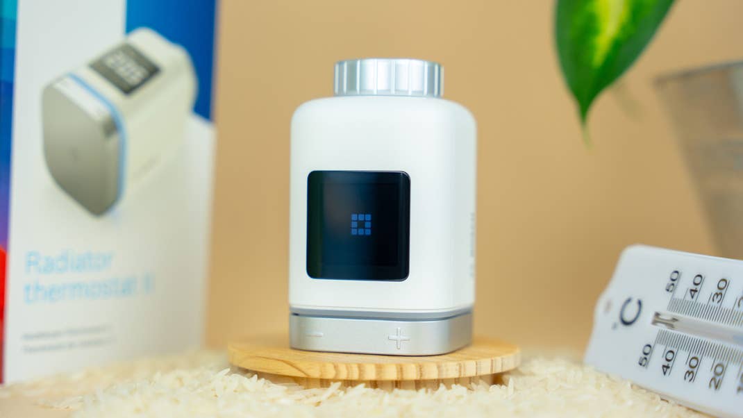 Bosch Smart Home Heizkoerperthermostat II Display Bosch Smart Home Heizkoerperthermostat II Display