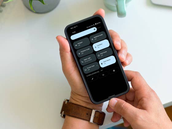 Android: So erzwingt Ihr den Dark Mode bei (fast) allen Apps