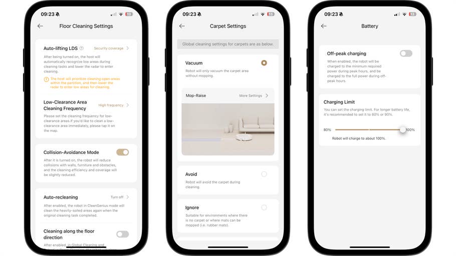 Drei Smartphone-Bildschirme, die Einstellungen für den Dreame Aqua10 Ultra Roller Reinigungsroboter anzeigen.