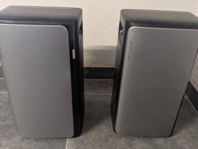 Ecoflow Stream Ultra (links) und AC Pro (rechts) Vorderseite