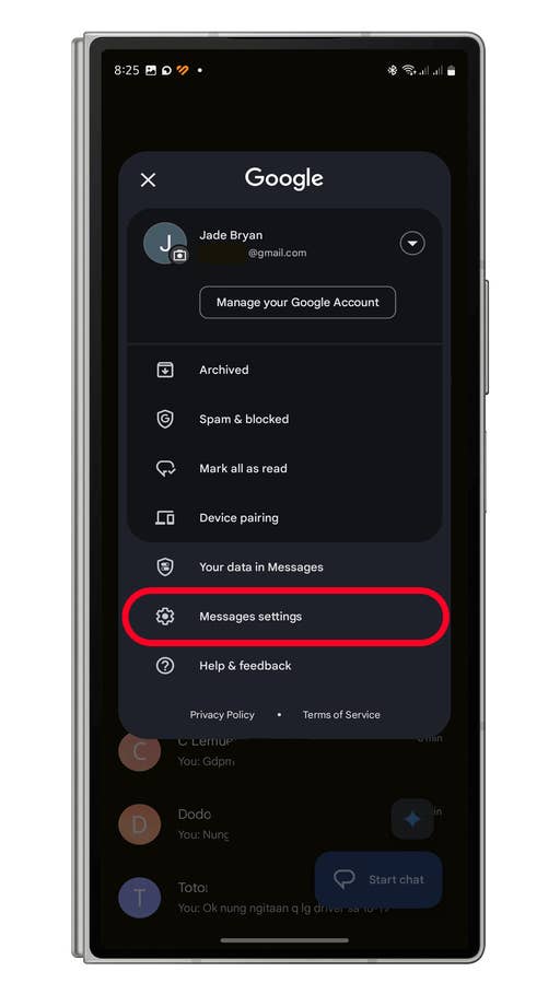 Das Einstellungsmenü von Google Messages zeigt Optionen wie Archiv, Spam u0026 blockiert und Nachrichten