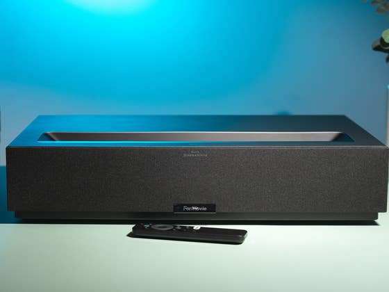 Kurzdistanz-Beamer mit 4K nur 2.799 Euro: Formovie Theater im Angebot