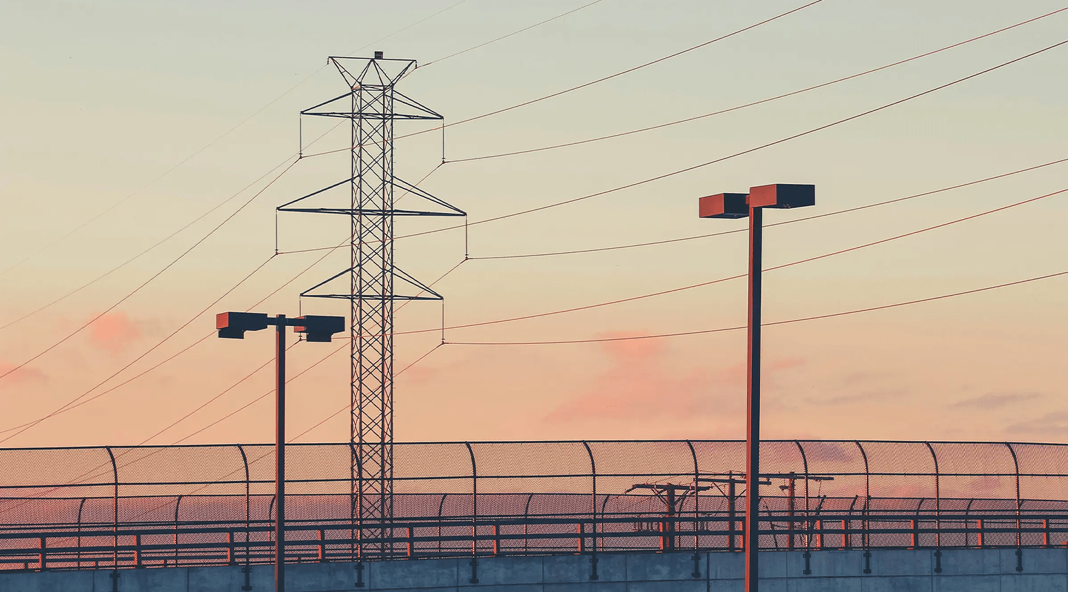 Citroën e-C3 Aircross: Auch am Heck bullig! Citroën e-C3 Aircross: Auch am Heck bullig!