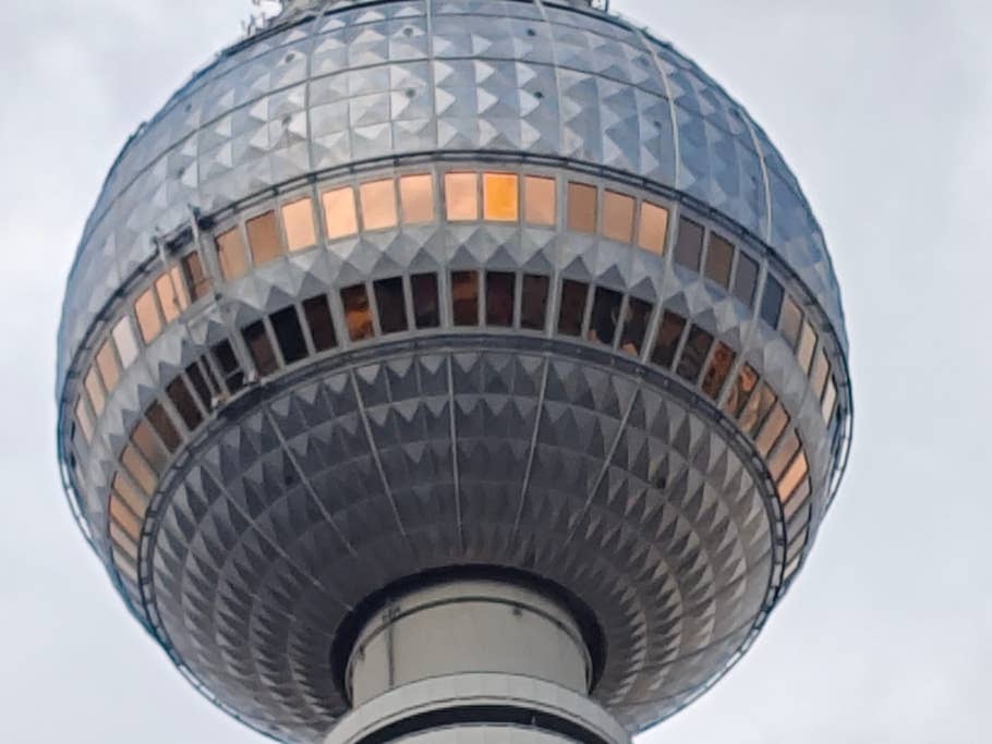 Poco F6: Hauptkamera (10x Digitalzoom)