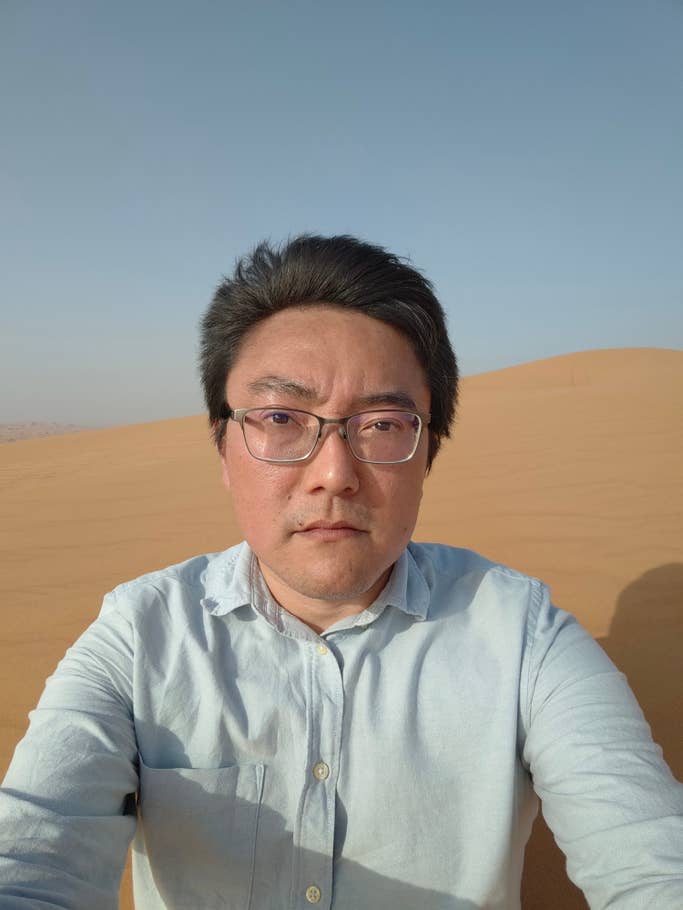 Poco F6: Selfie, Beauty-Modus aus, Portrait-Modus aus