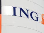 ING-Logo auf einem Firmnengebäude