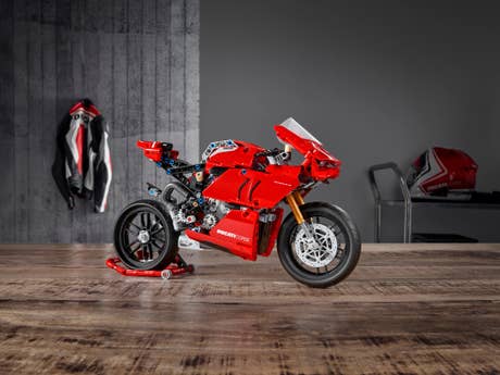 Klemmbaustein Lego Ducati Panigale V4 R (42107) Foto: Klemmbaustein Lego Ducati Panigale V4 R (42107)