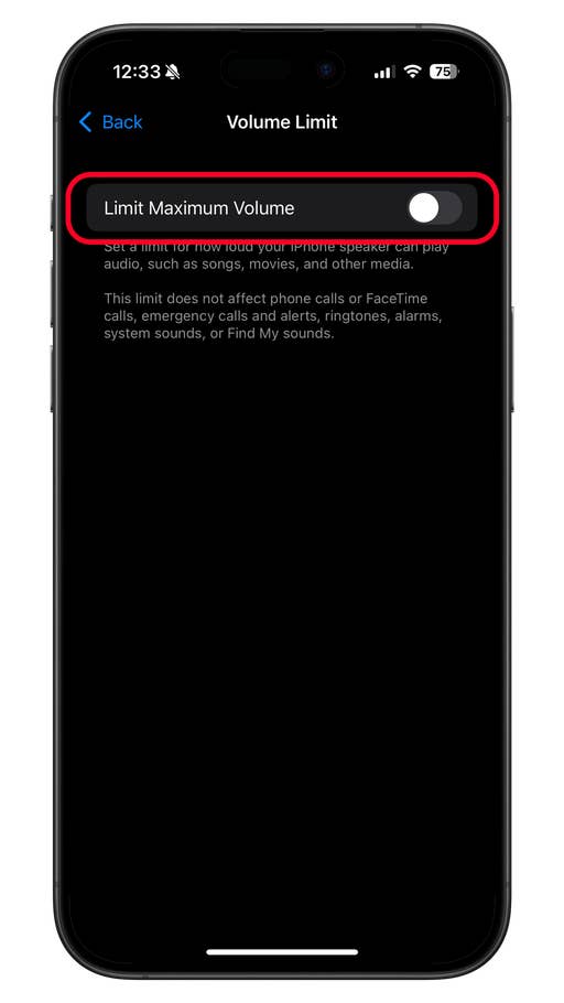 Der iPhone-Bildschirm zeigt die Einstellungen für die Lautstärkebegrenzung.