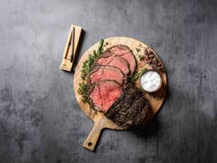 Meater Plus mit Fleisch