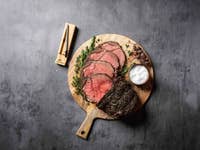 Meater Plus mit Fleisch