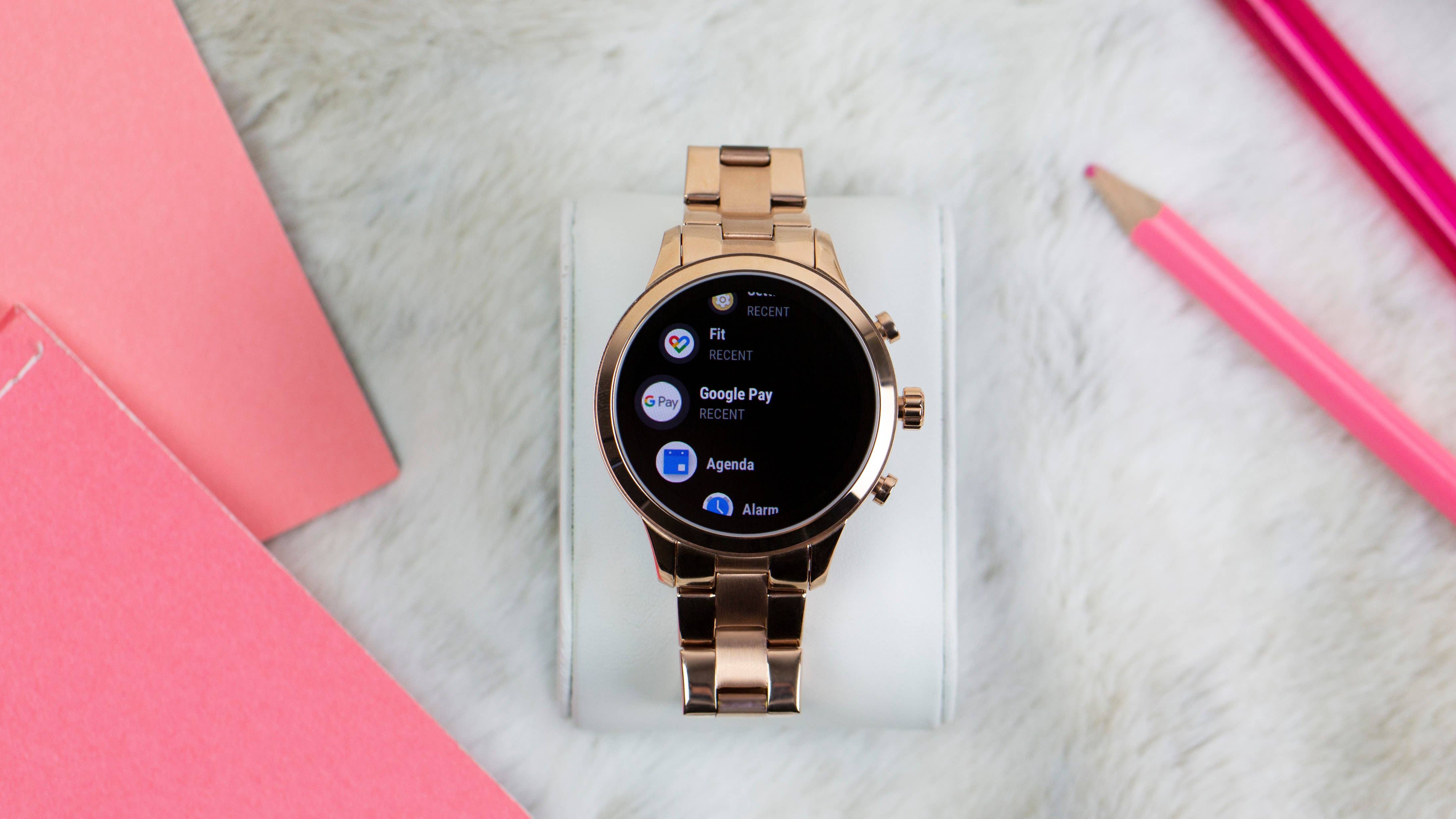 Michael Kors smartwatch 05