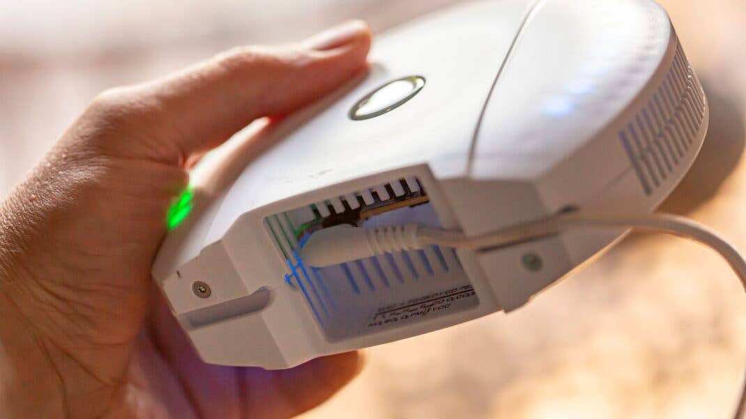 air-Q Power Connector