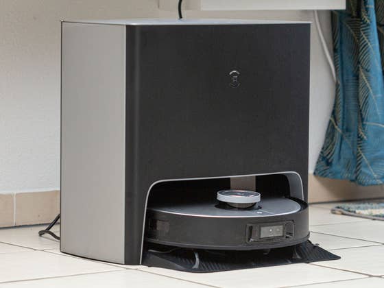 Ecovacs Deebot X1 Turbo im Test: Wischroboter mit Herz f&uuml;r Teppiche