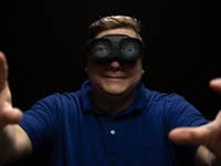 Antoine mit HTC Vive XR Elite