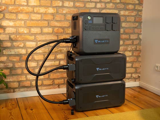 Bluetti AC200Max mit Zusatzakku B300 im Test: erweiterbare Powerstation