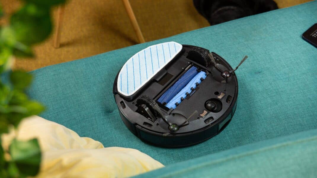 Ecovacs Deebot T9 AIVI von unten Ecovacs Deebot T9 AIVI von unten