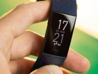 Fitbit Charge 4
