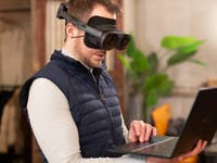 Stefan testet die Vive XR Elite von HTC