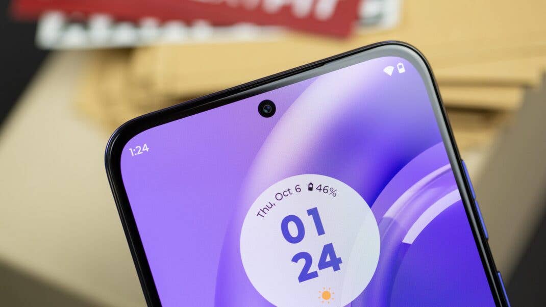 Das Display des Motorola Edge 30 Pro überzeugt völlig. Motorola Edge 30 Pro von vorne