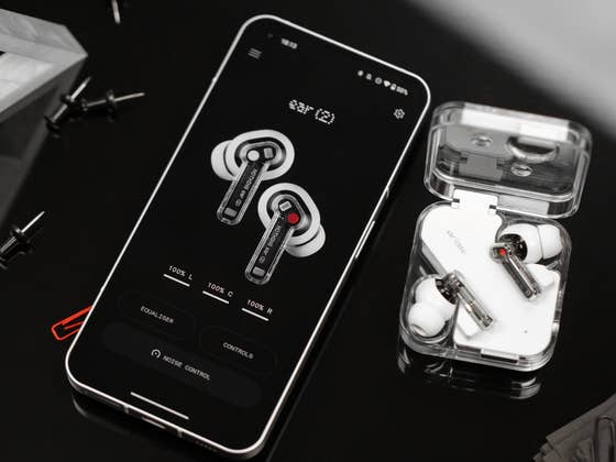 Nothing Ear (2) jetzt auch in Schwarz plus Feature Drop!