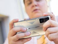 Antoine spielt mit dem Poco F4 Gt