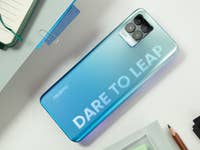 RealMe 8 Pro Smartphone