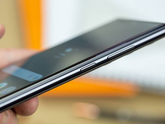 Samsung-Handy ausschalten: So geht’s – nein, das ist kein Witz!