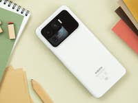 Wir sehen die Rückseite des Xiaomi 11 Ultra