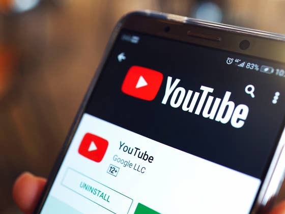 Schiefes Gesicht? YouTube rückt’s gerade – ohne Frage