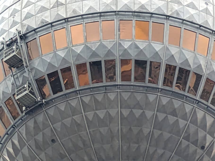 Google Pixel Fold: Telekamera (20-facher Digital-Zoom)