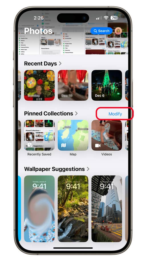 iPhone zeigt die Fotos-App mit Optionen für Neueste Tage, Festgelegte Sammlungen und Hintergrundbildvorschläge.