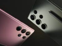 Wir sehen das Samsung Galaxy S22 Ultra und S23 Ultra