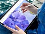 Samsung Galaxy Tab S9 FE am Wasser