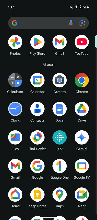 Google Pixel 9a App-Schnittstelle mit vorinstallierten Apps wie Fotos, Gmail und YouTube.