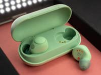 Sony WF-C700N Kontakte zum Aufladen