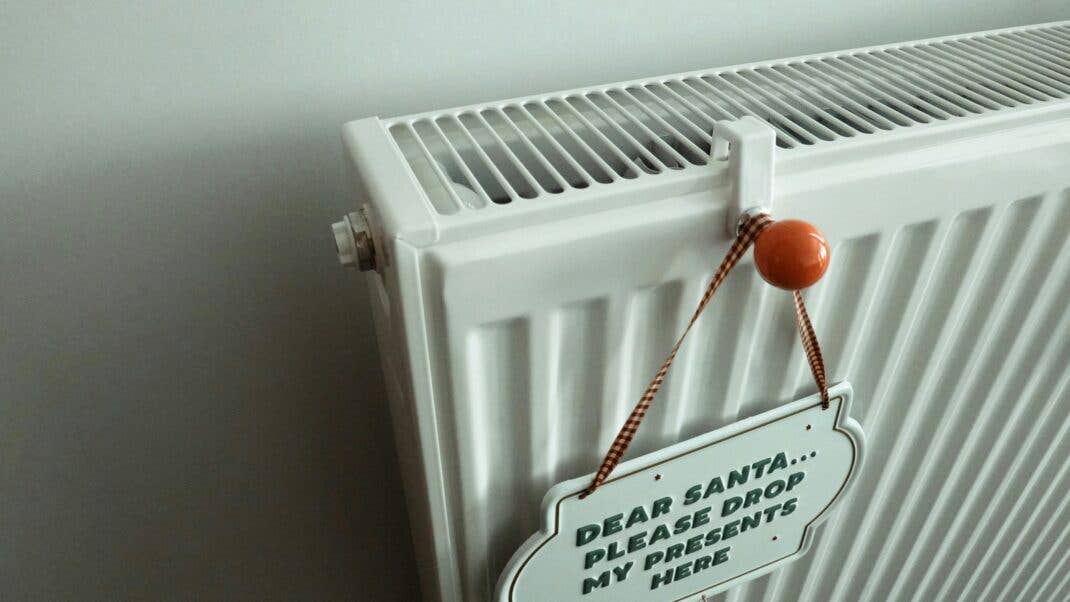 Nahaufnahme eines Heizkörpers Nahaufnahme eines Heizkörpers