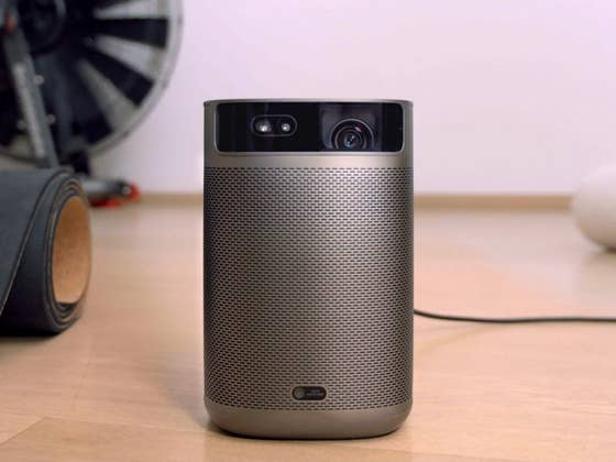 Geschenk dazu: Dieser Mini-Beamer von Xgimi kostet keine 300 Euro mehr!