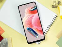 Xiaomi Redmi Note 12 auf Papier
